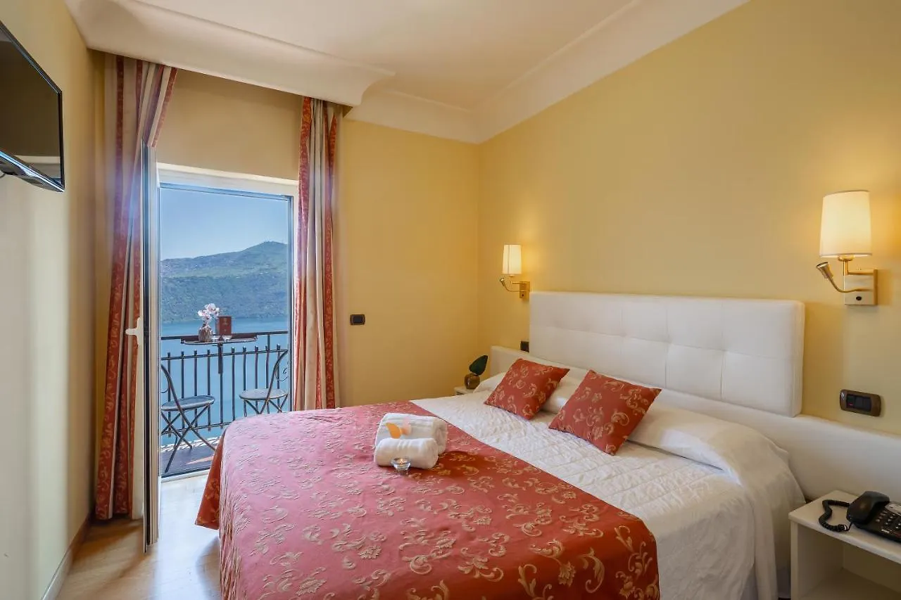 Hotel Castel Gandolfo 4*,  Italy